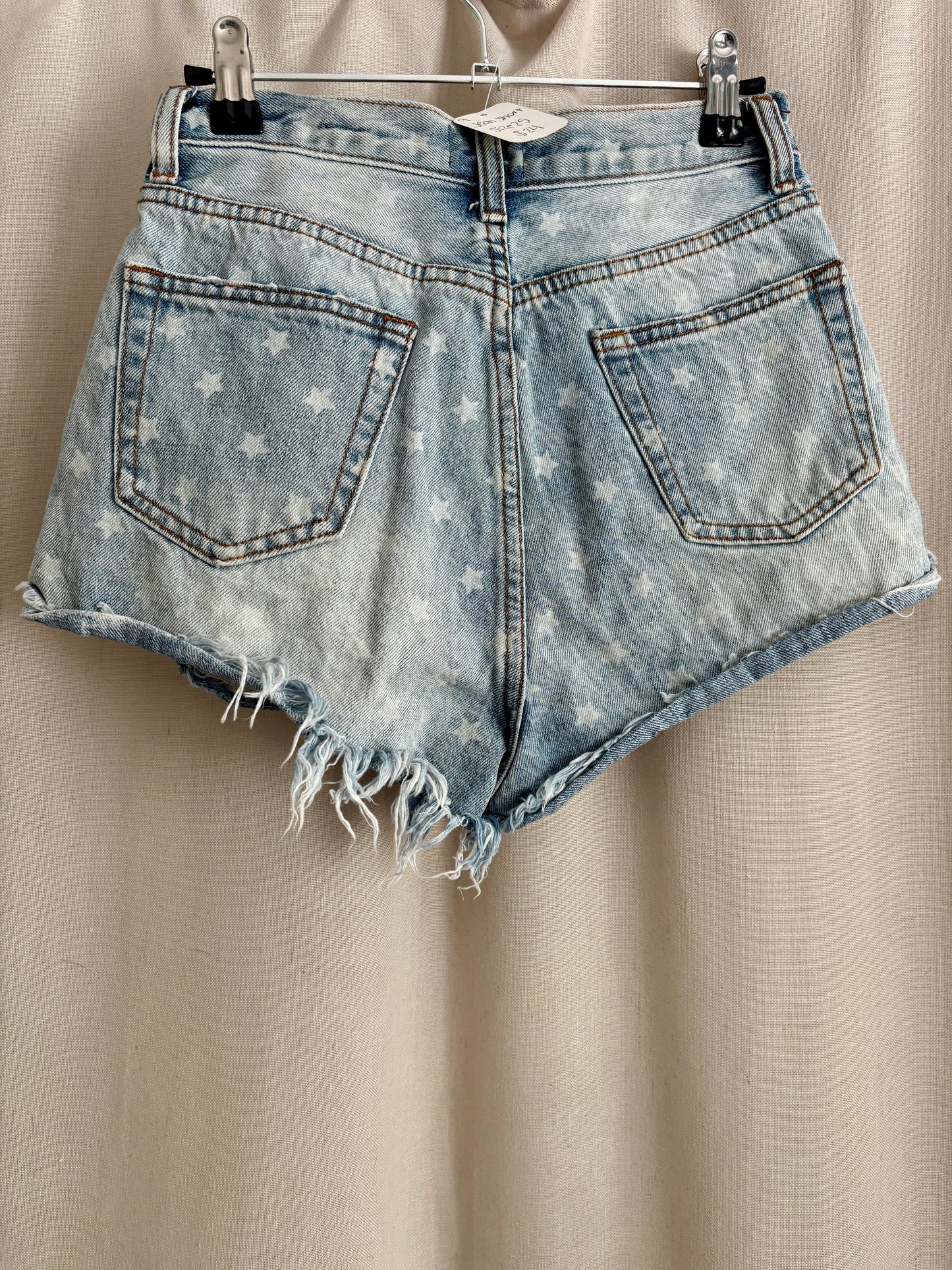Superdown Star Print Denim Shorts | Size 25