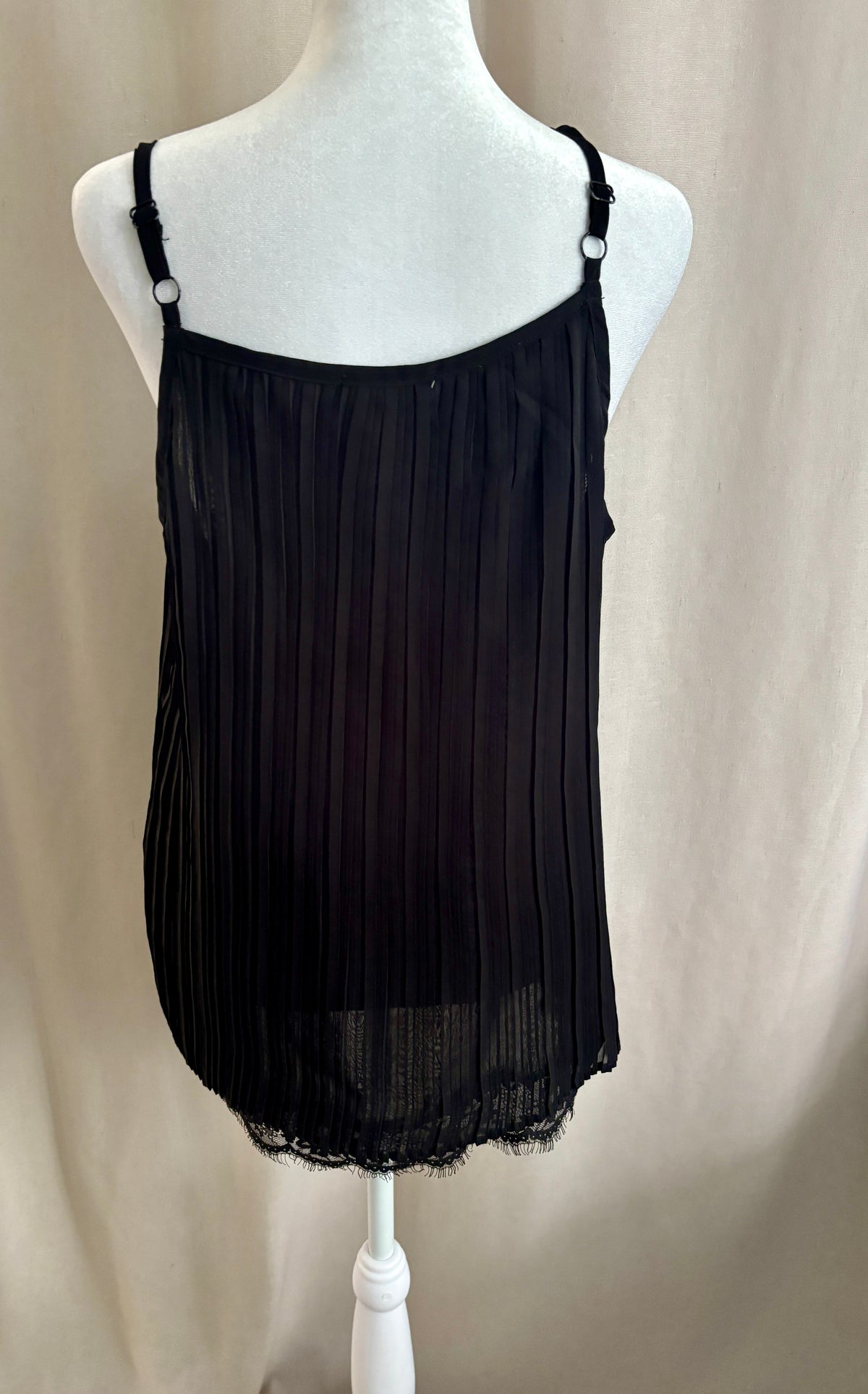 Dex Pleated Lace-Trim Camisole — Black | M
