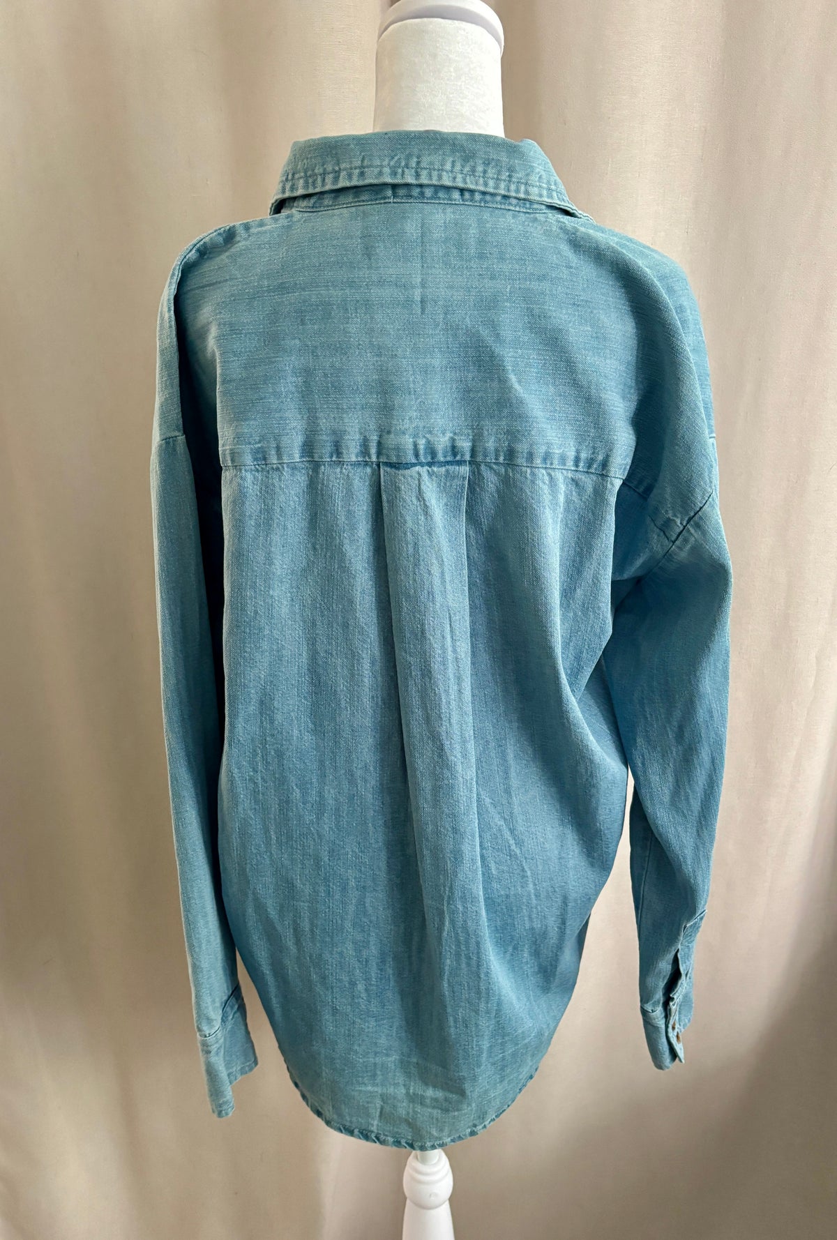 One Wednesday for Jilly Box Chambray Shirt — M