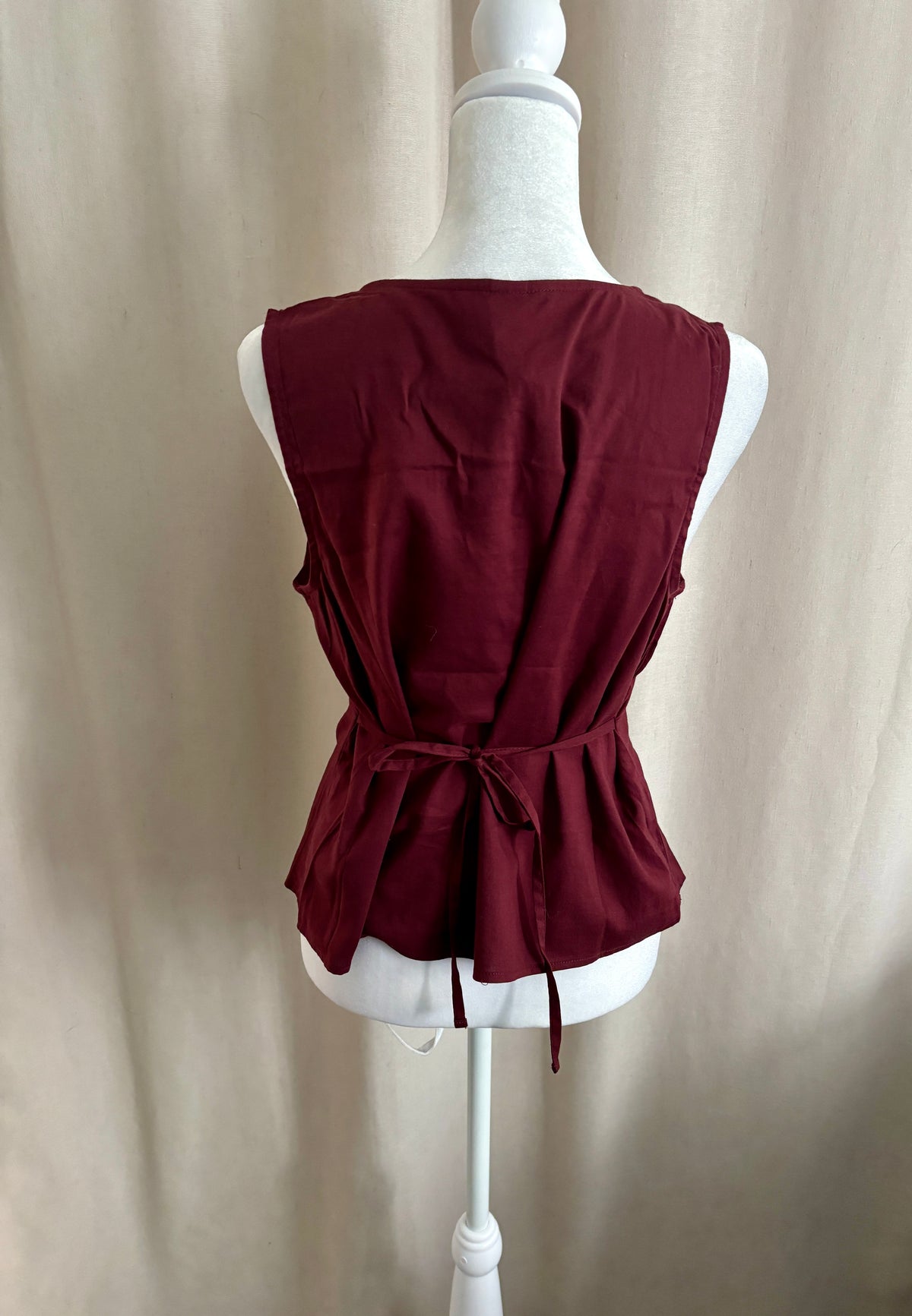Old Navy Tie-Back Shell Tank — Size XS