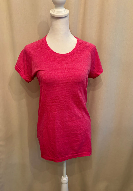 lululemon Swiftly Tech Short-Sleeve Shirt — Size 8