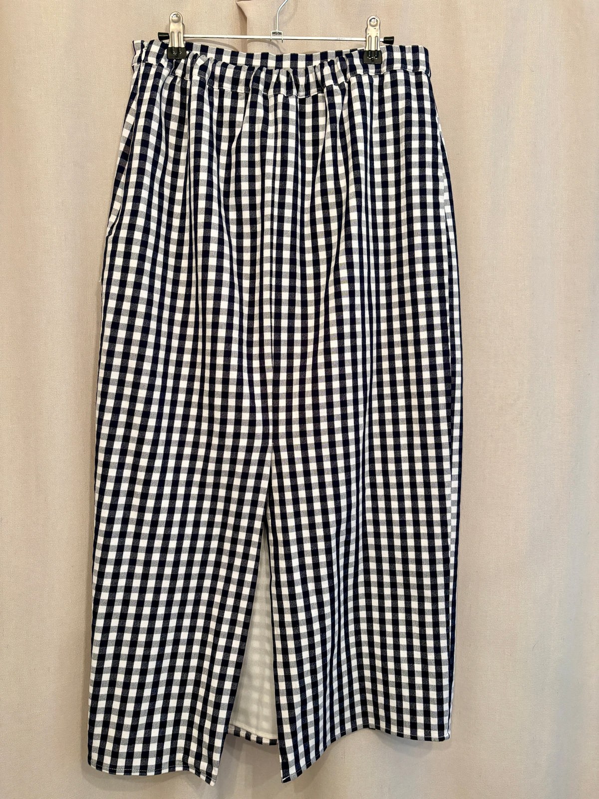 WAYF Gingham Pencil Midi Skirt — Size M