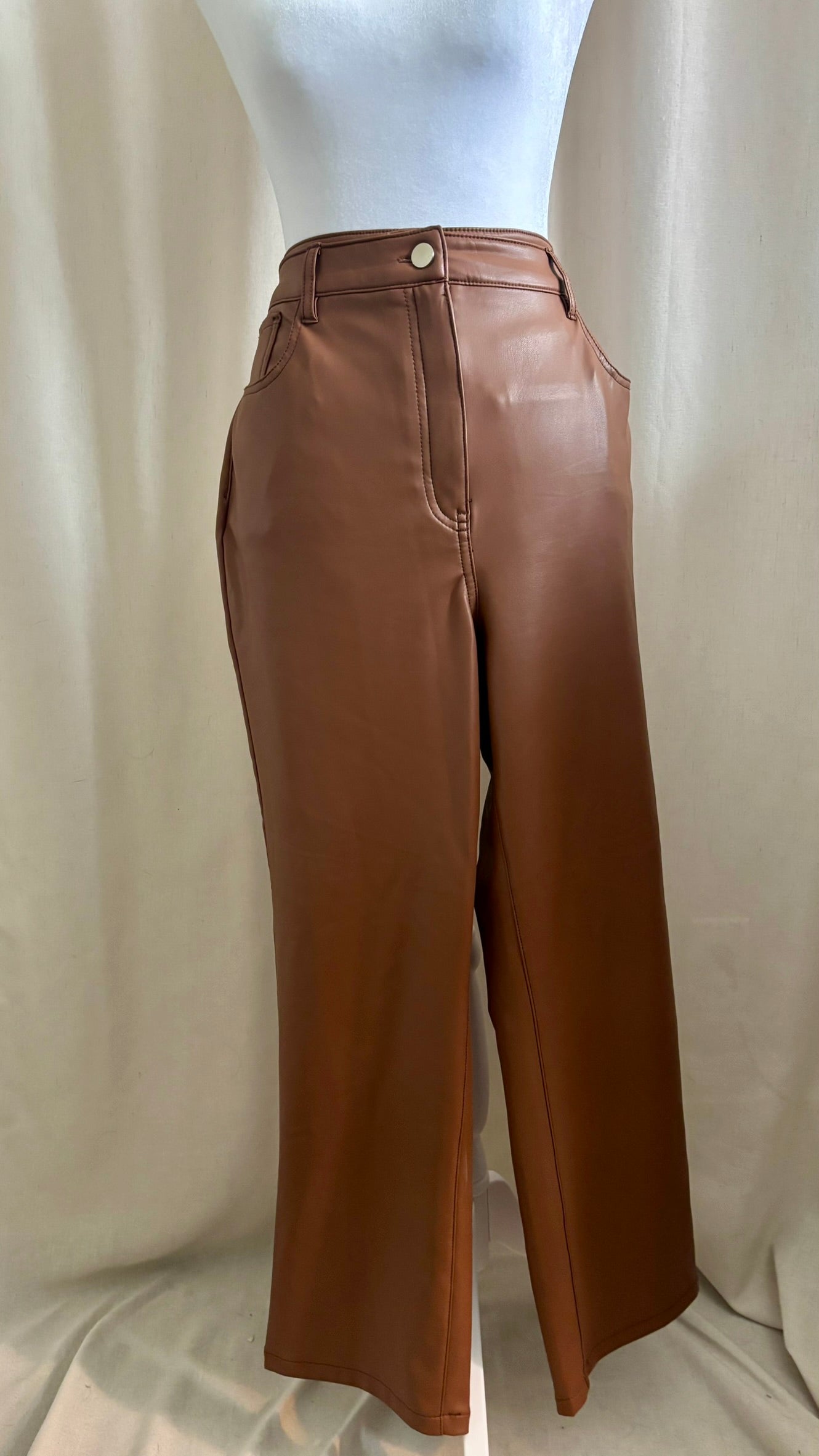 Reitmans Vegan Leather Straight Leg Pants | Size 16