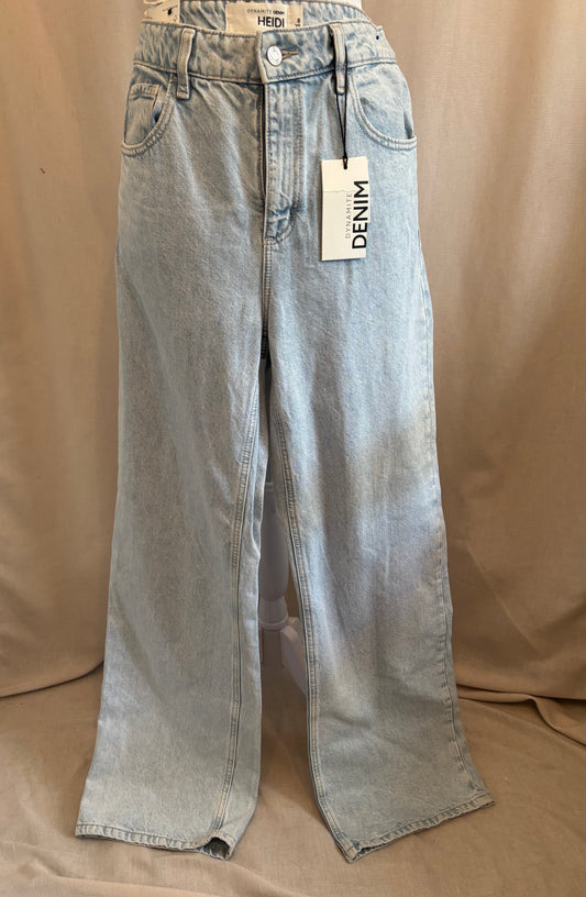Dynamite Heidi Jeans - Size 29 / 8 NWT