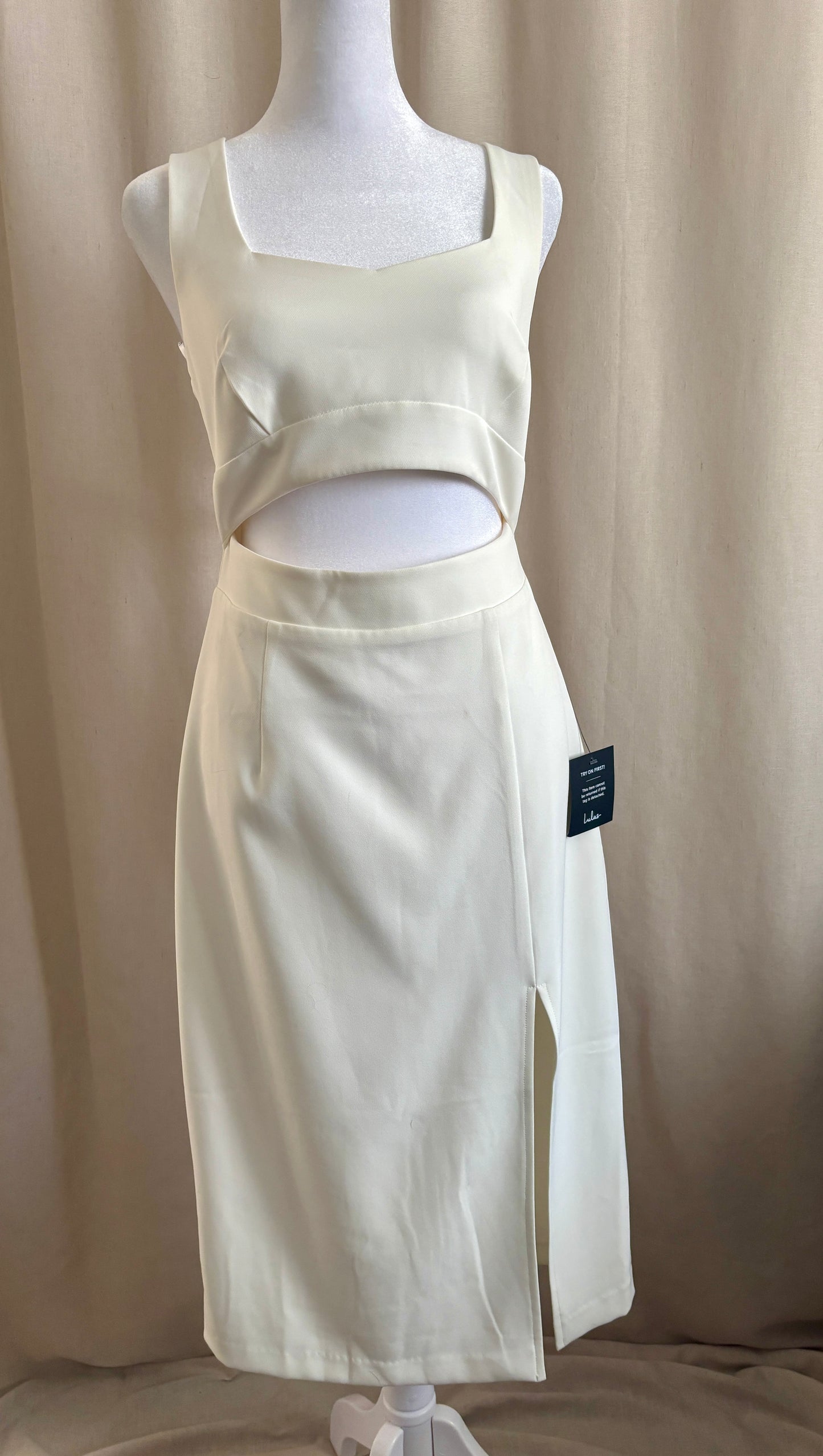 NWT Lulus Cutout Midi Dress | Size M