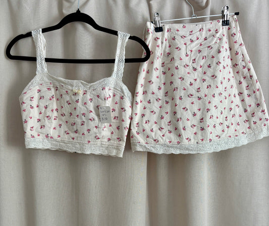 Lulu's Two-Piece Rosette Set | Size XS