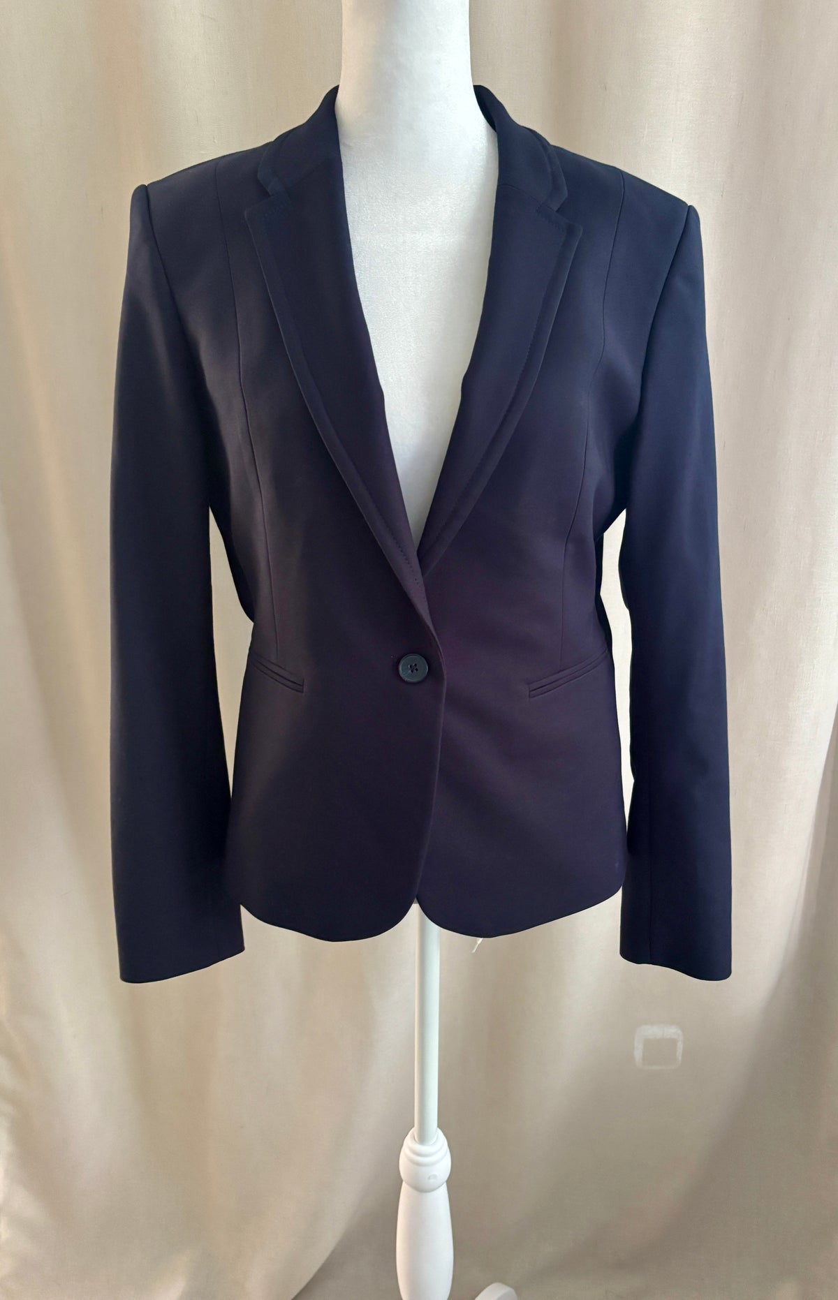 RW&CO Navy Suit — Blazer & Curvy Fit Ankle Pants | 8