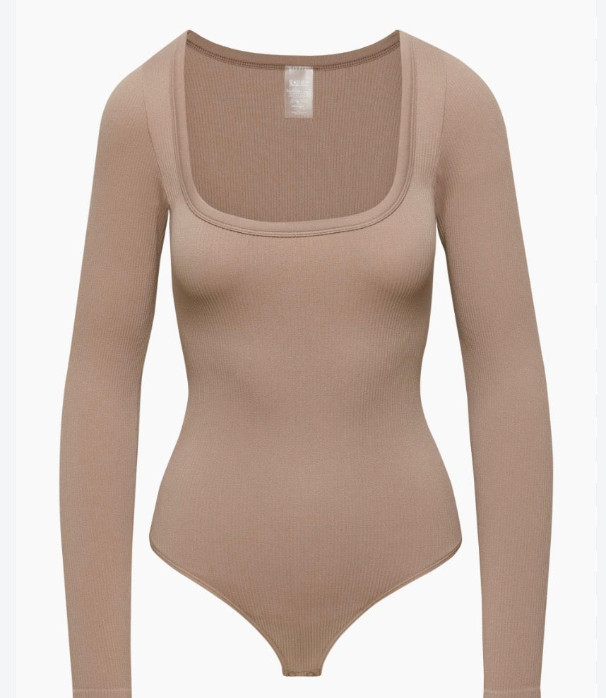 Sunday Best Cinched Seamless Bodysuit — Light Brown | M