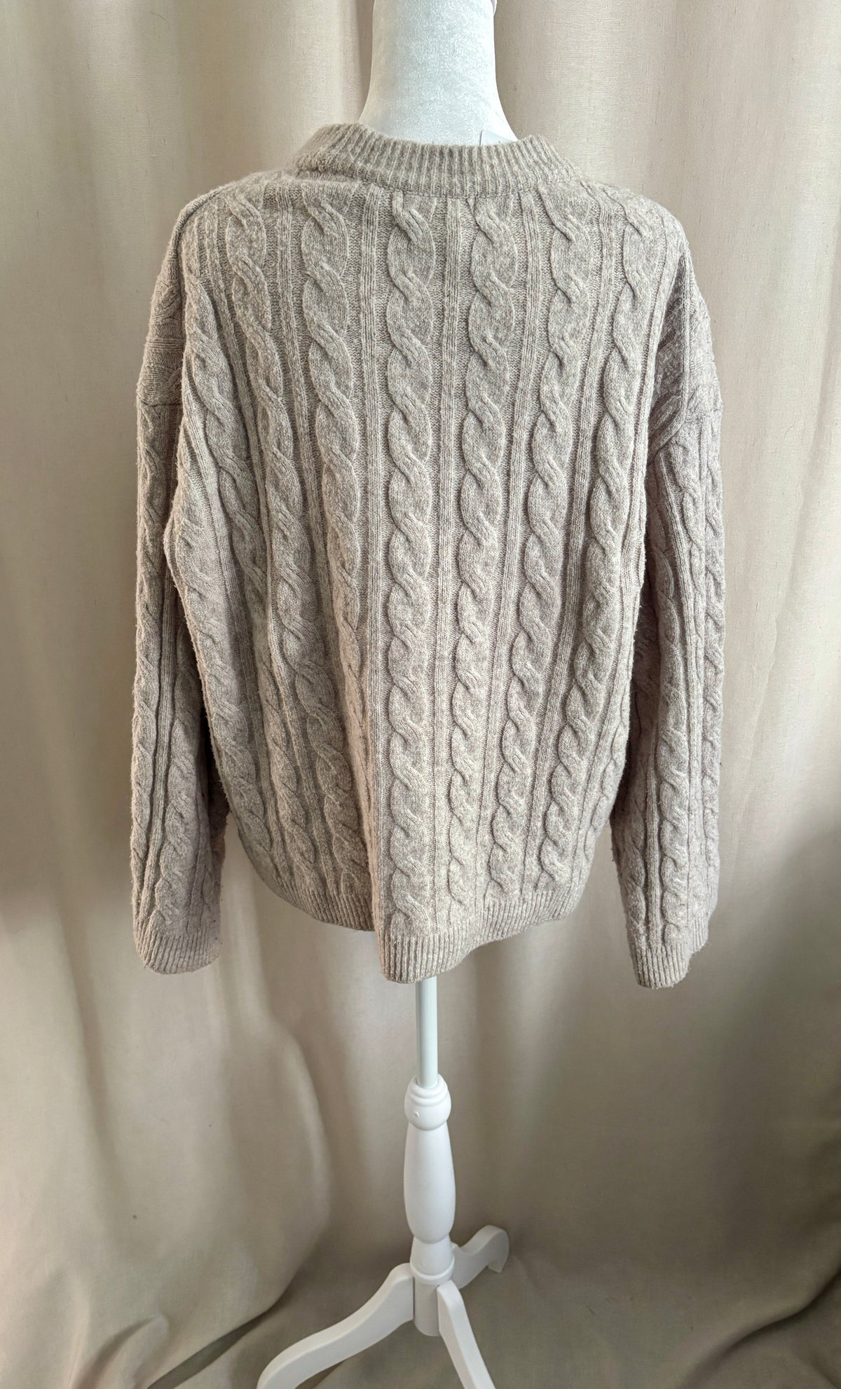H&M Oversized Cable Knit Sweater — Size XS