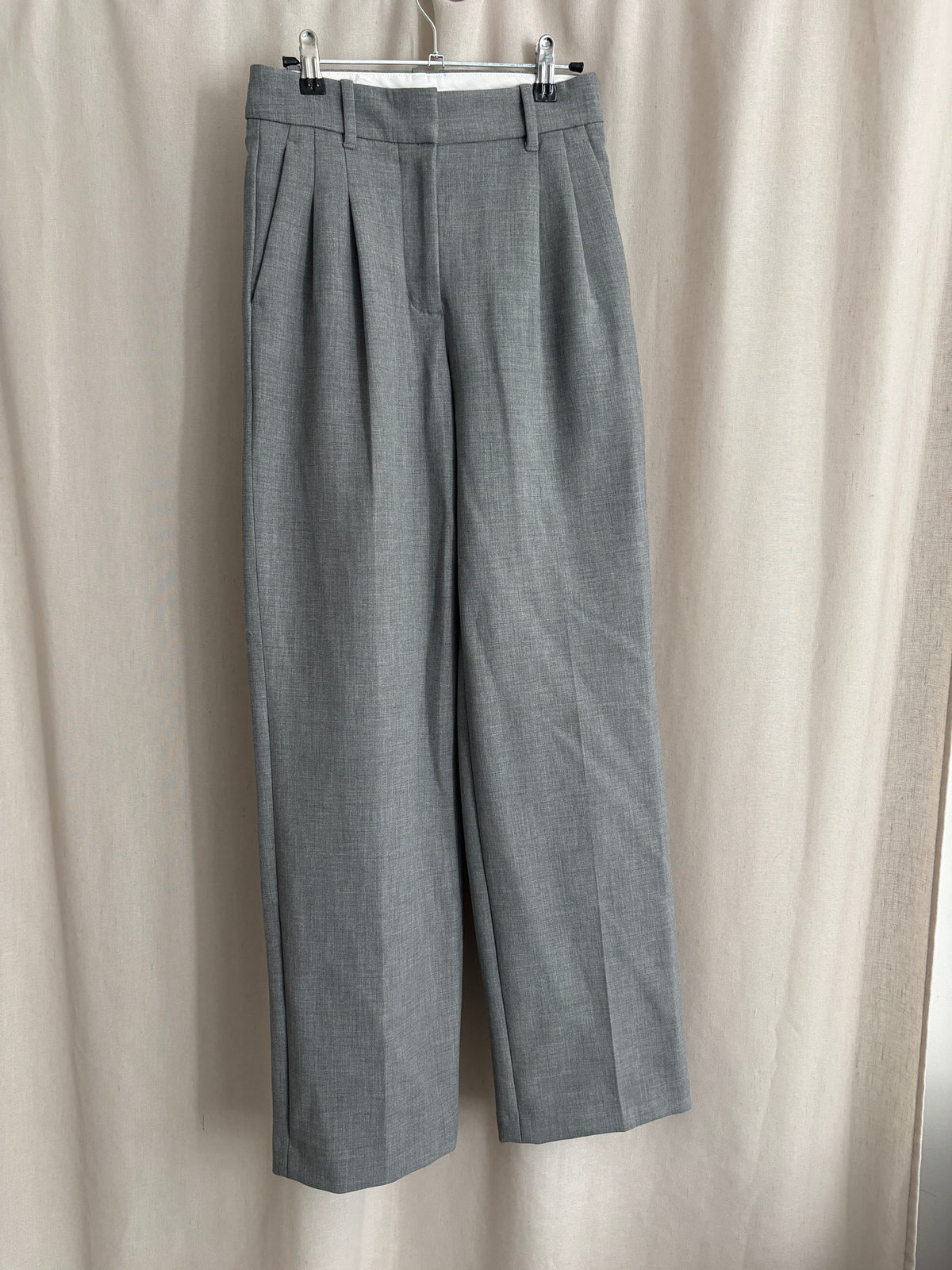 Aritzia Effortless Pant — Size 0