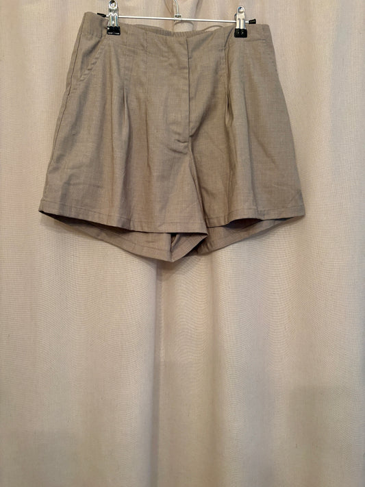 Heartloom Tailored Shorts — Size S