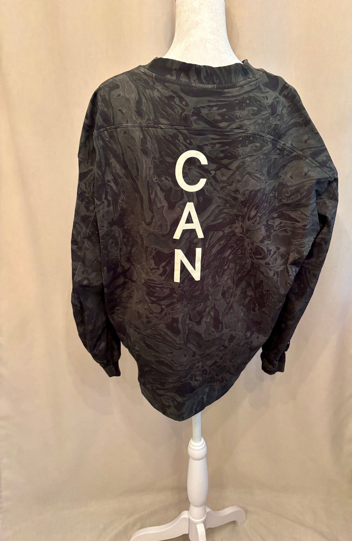 Lululemon Team Canada Perfectly Oversized Crew — Size 6