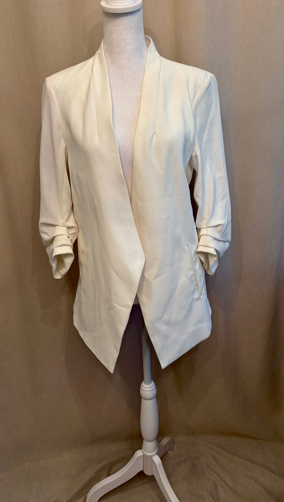 Rachel Zoe Open-Front Ruched-Sleeve Blazer — Size S