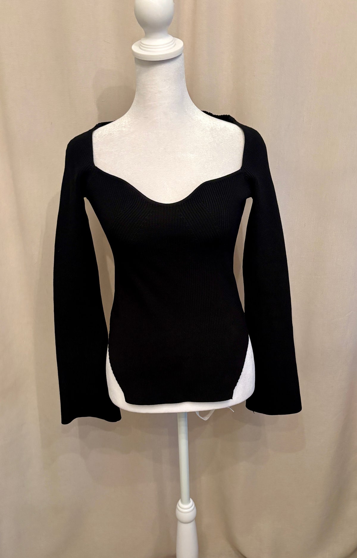 Oak + Fort Sweetheart-Neck Knit Top — Size S