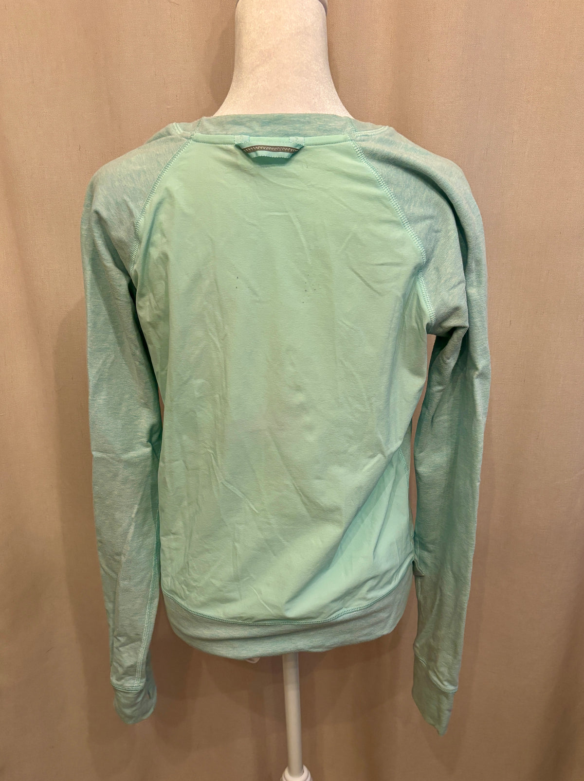 lululemon Long-Sleeve Running Top — Size 6