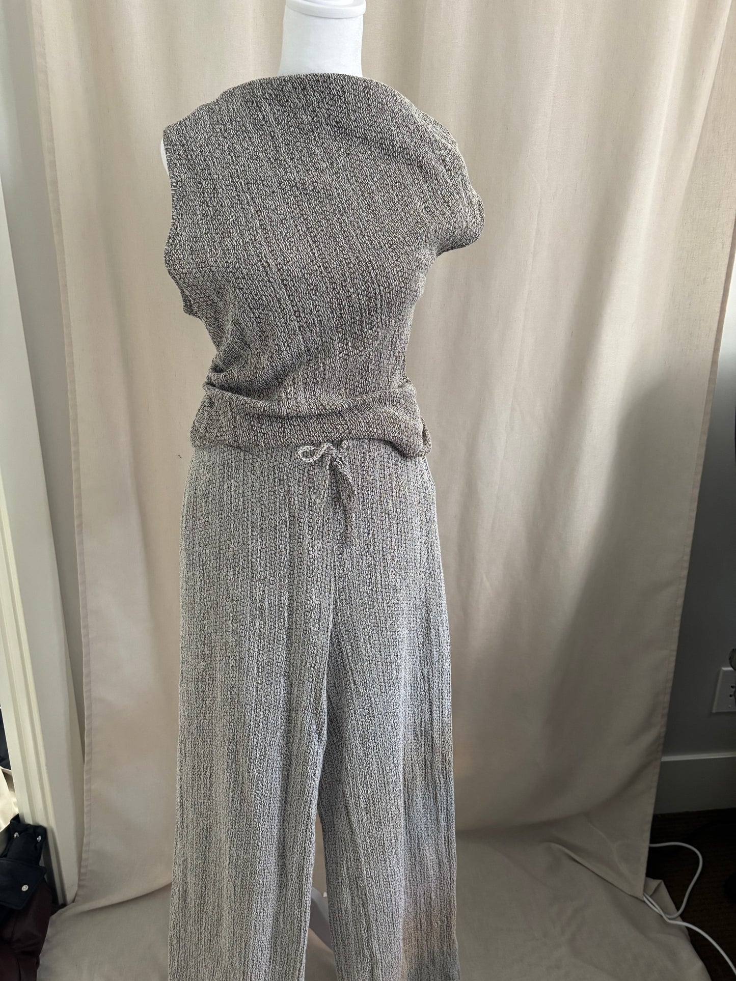 Zara Matching Set (Over The Shoulder Top and Wide Leg Drawstring Pants) - Size Large