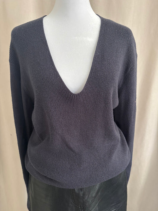 Oak + Fort V-Neck Sweater - Size Medium