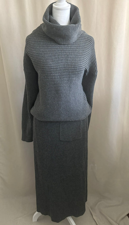 Grey Knit Matching Set | Size L