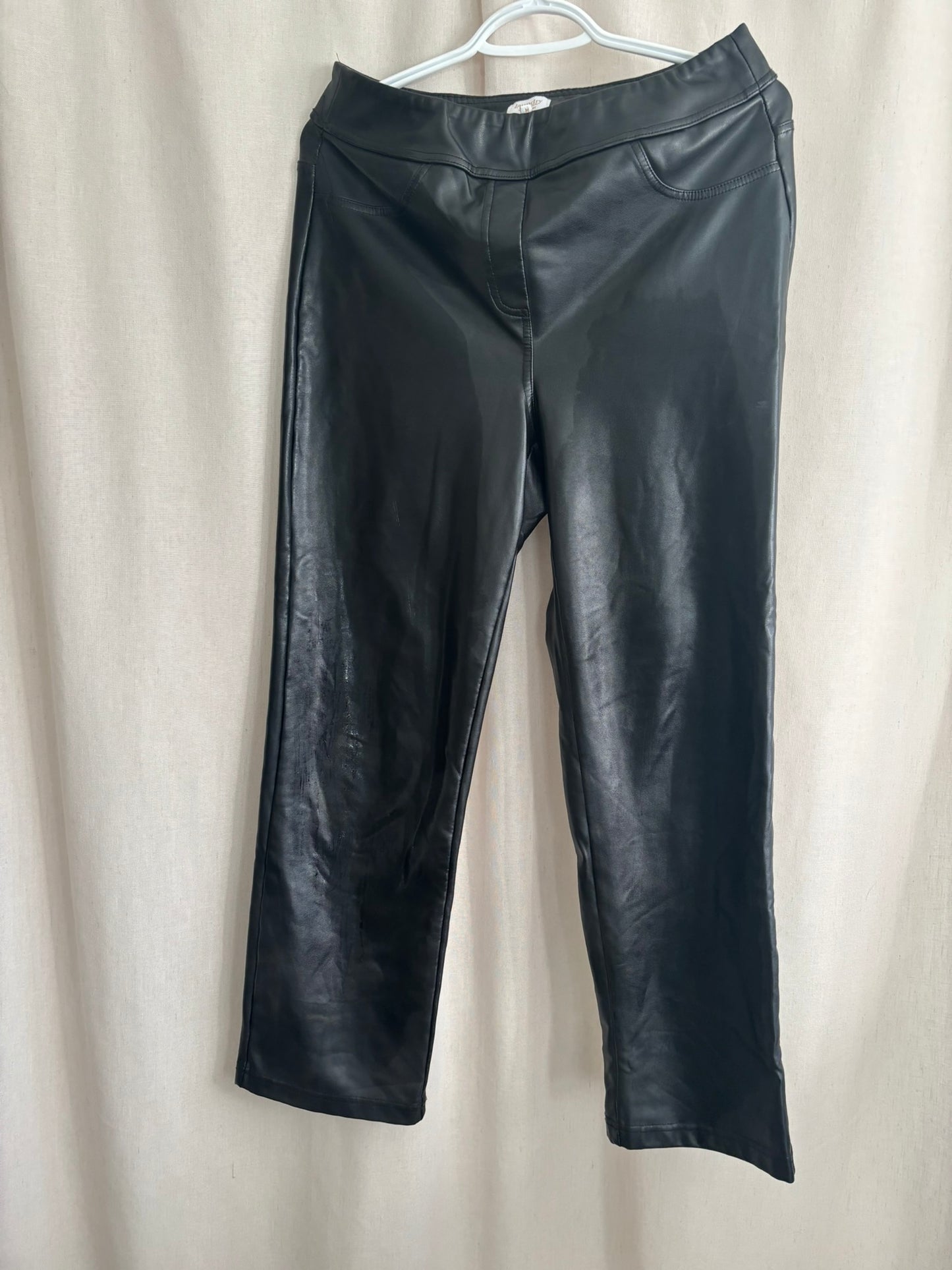 Laundry by Shelli Segal Faux Leather Pull-On Pants | Size M