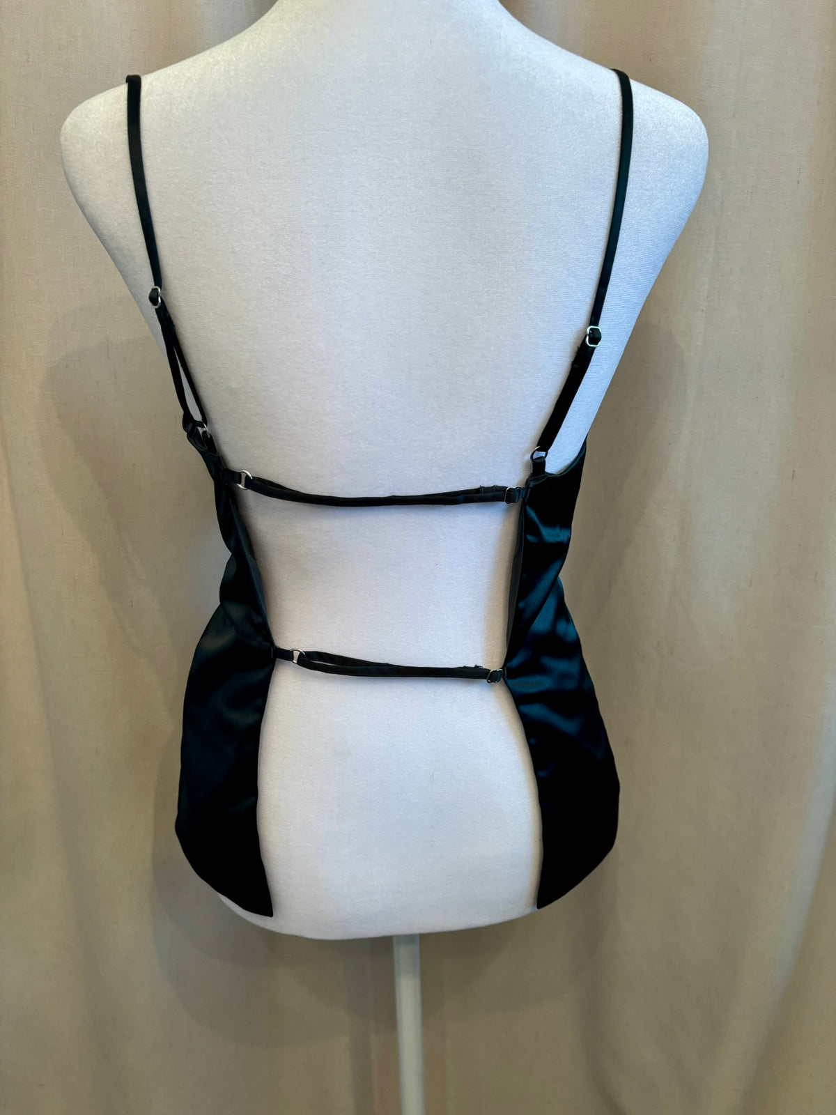 Abercrombie & Fitch Dark Green Satin Open-Back Top | Size L