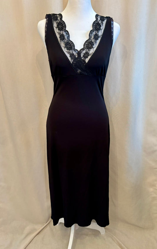 quickreflex Lace Trim V-Neck Black Midi Dress | Size S