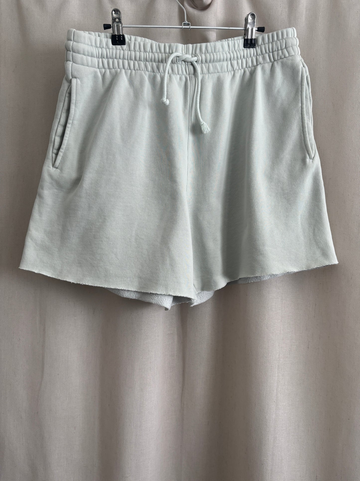 TNA Cozy Fleece Boyfriend Short | Size L Light Green