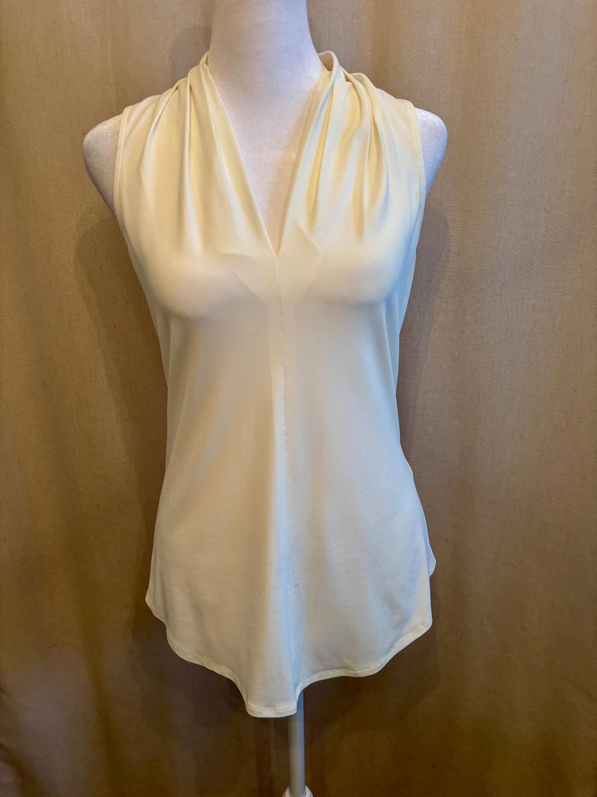 Iris Setlakwe Ivory V-Neck Tank | Size S
