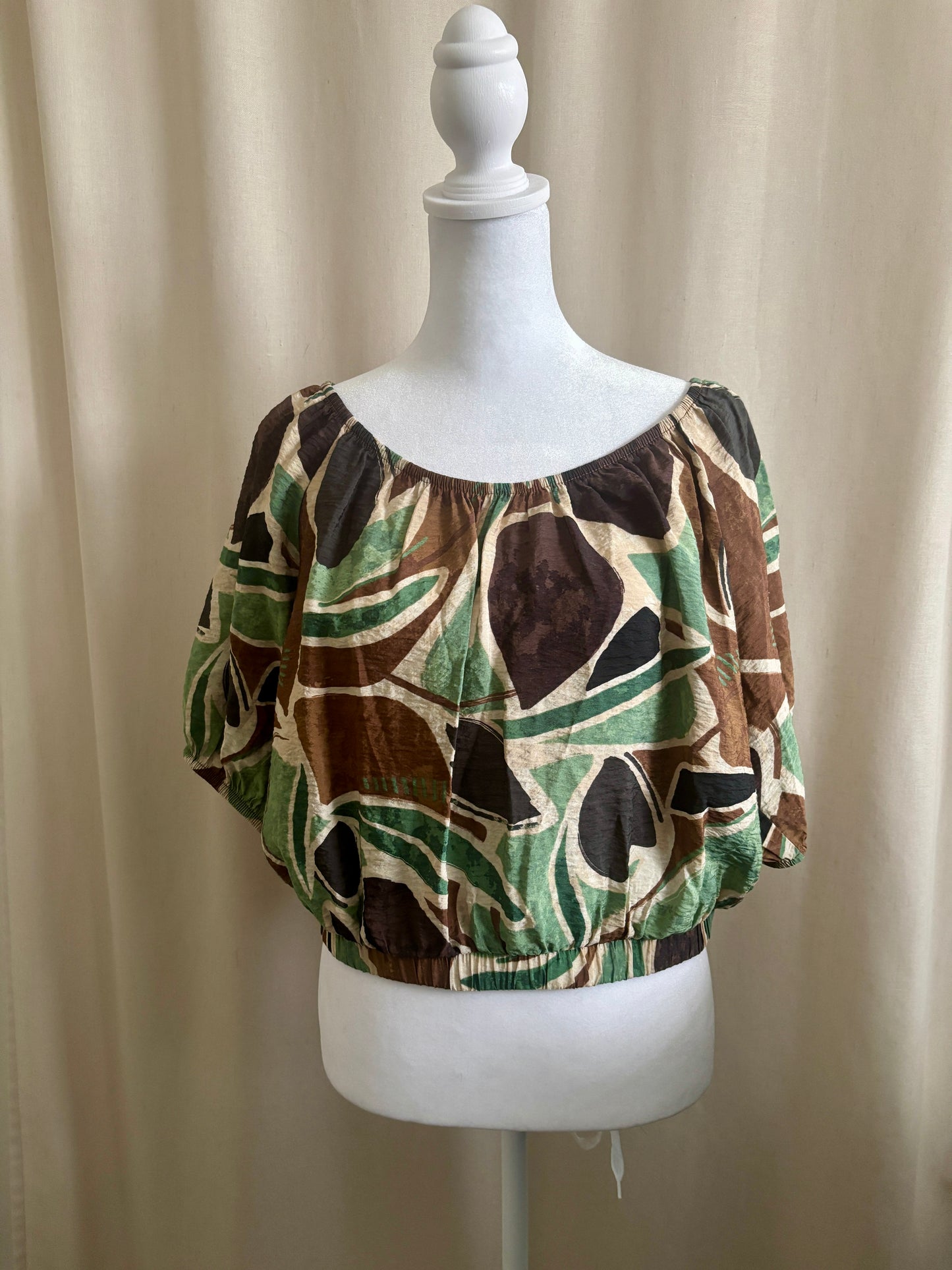 Reitmans Off-the-Shoulder Geometric Top | Size M