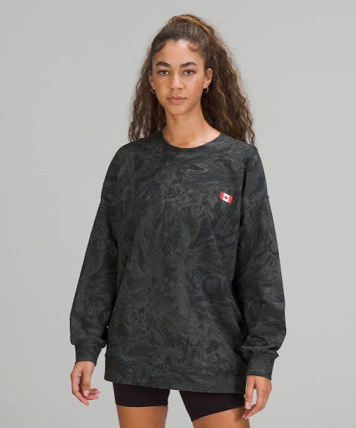 Lululemon Team Canada Perfectly Oversized Crew — Size 6